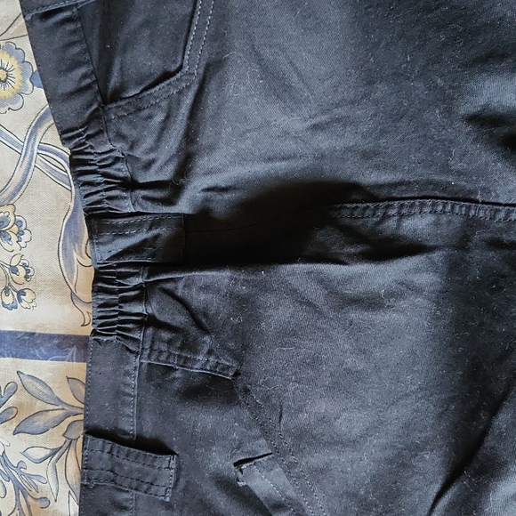 Men's TACTICLE PANTS size 34/32 BRAND NEW NEVER WORN straight leg - Picture 8 of 11